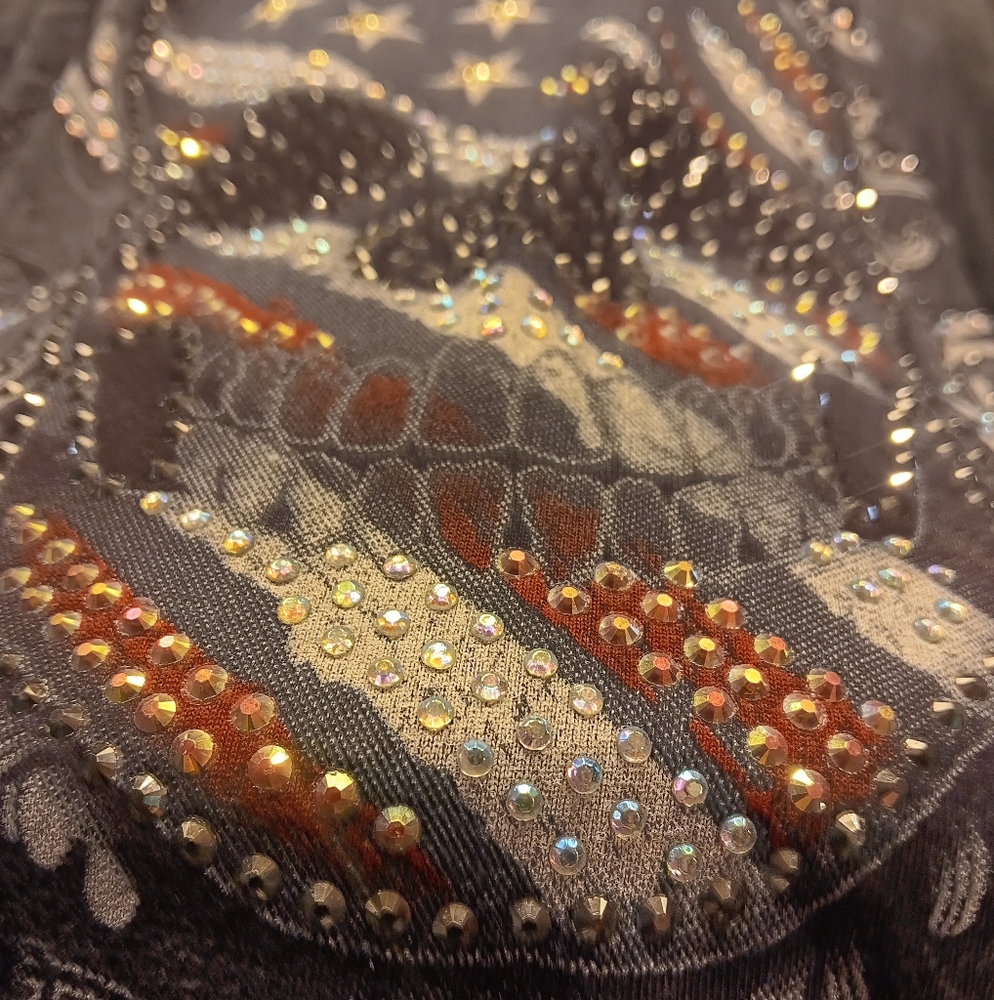 LAST ONE!! NEW. Vocal Black and Red Graphic Embellished Short Sleeve Tee - Picture 3 of 6